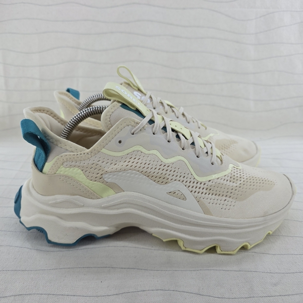 Sorel Womens Kinetic Breakthru Tech Cream Teal Trail Running Shoes Size 9.5 EUC